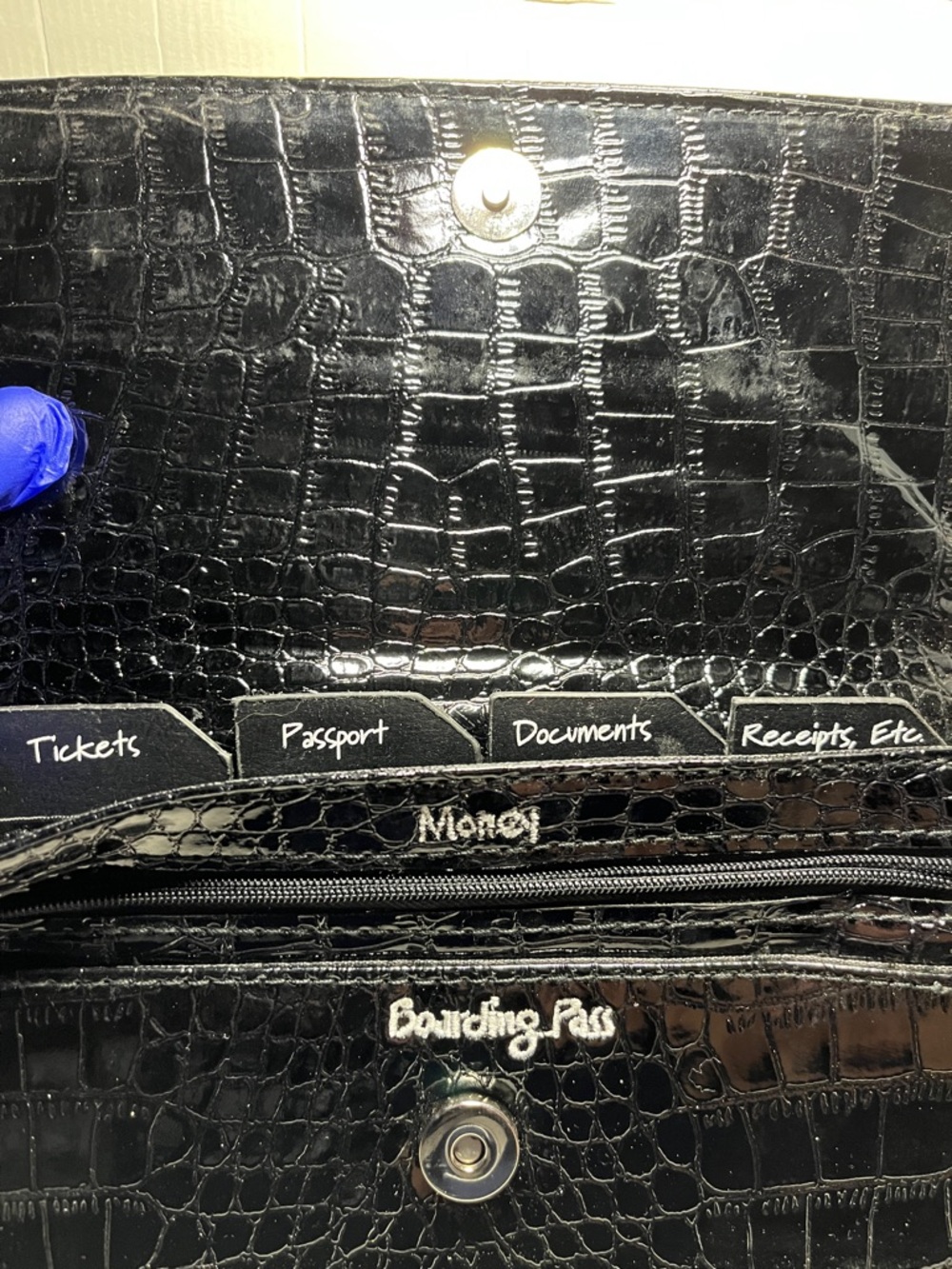 Black Croc-Embossed “File & Fly”Wallet - Picture 4 of 9